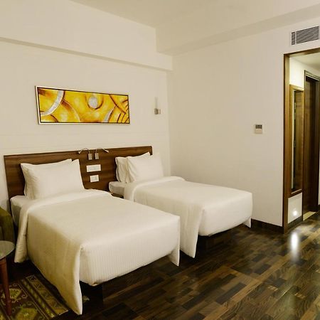 Lemon Tree Hotel Coimbatore Exterior photo