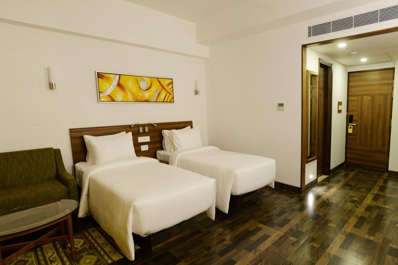 Lemon Tree Hotel Coimbatore Exterior photo