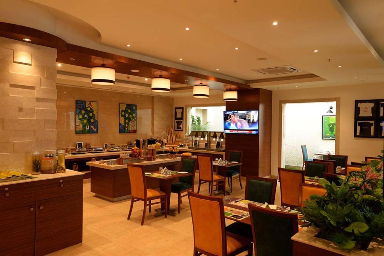 Lemon Tree Hotel Coimbatore Exterior photo