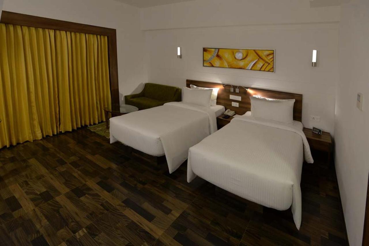 Lemon Tree Hotel Coimbatore Exterior photo